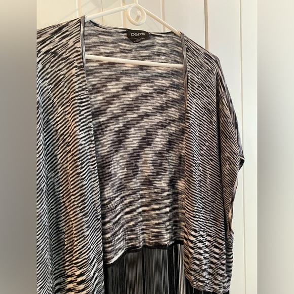 Bebe cardigan with long fringe - Picture 2 of 6